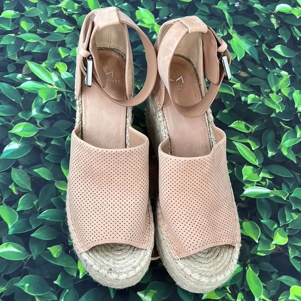 *Marc Fisher dusty pink suede eyelet espadrille wedges
